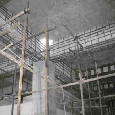 梁上開(kāi)了洞，梁的安全性影響有多大，需要加固嗎？